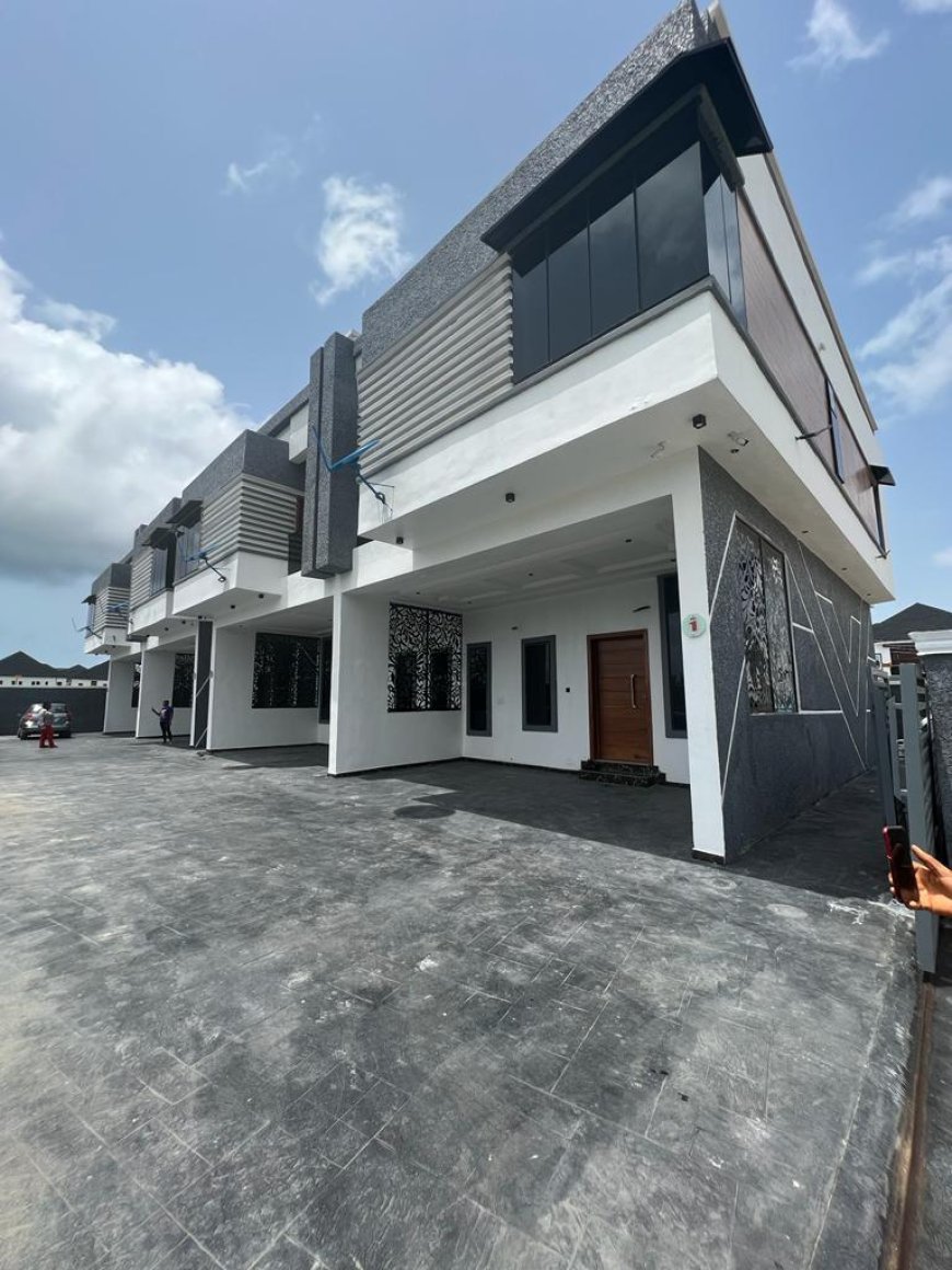 Newly built 4 bedroom terrace duplex