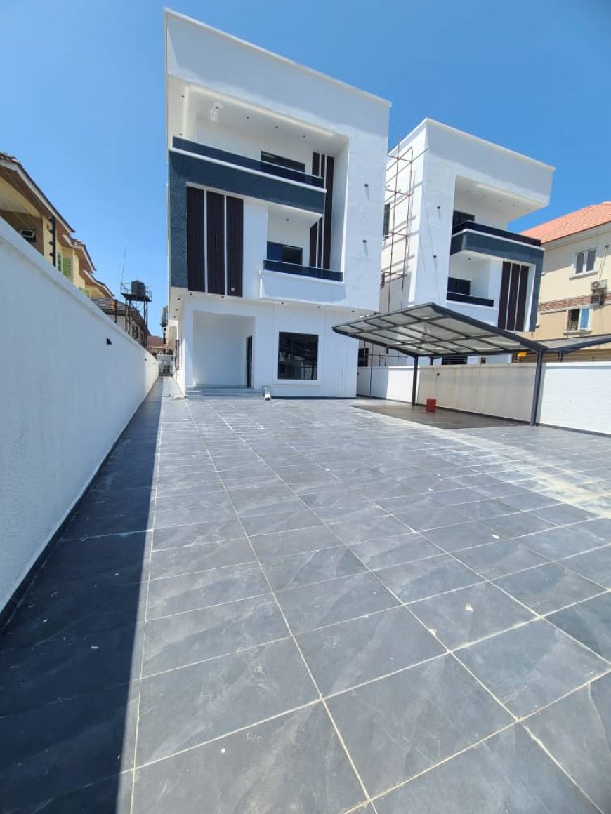 5 bedroom fully detached duplex with BQ