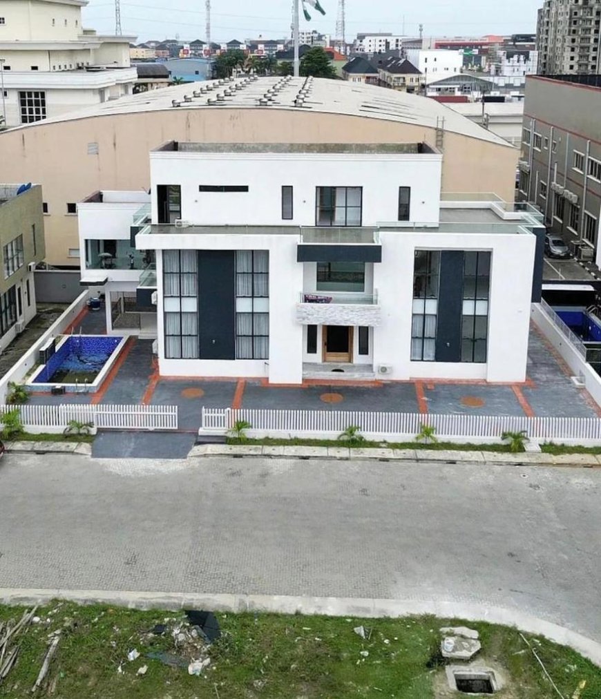 Luxury 5 Bedroom Detached Duplex for sale with BQ